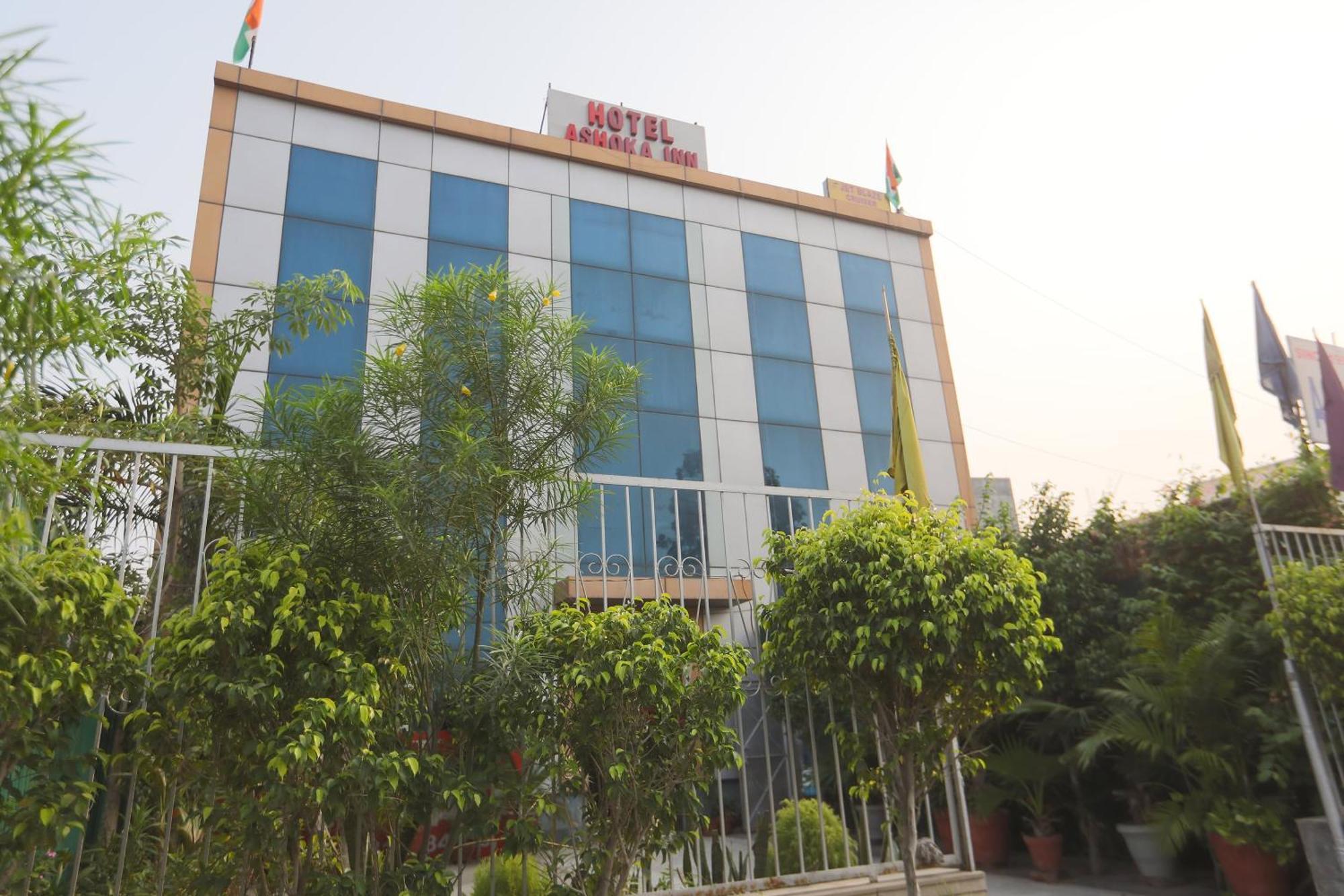 Hotel O Ashoka Inn Hotel Near Botanical Garden Noida Dış mekan fotoğraf