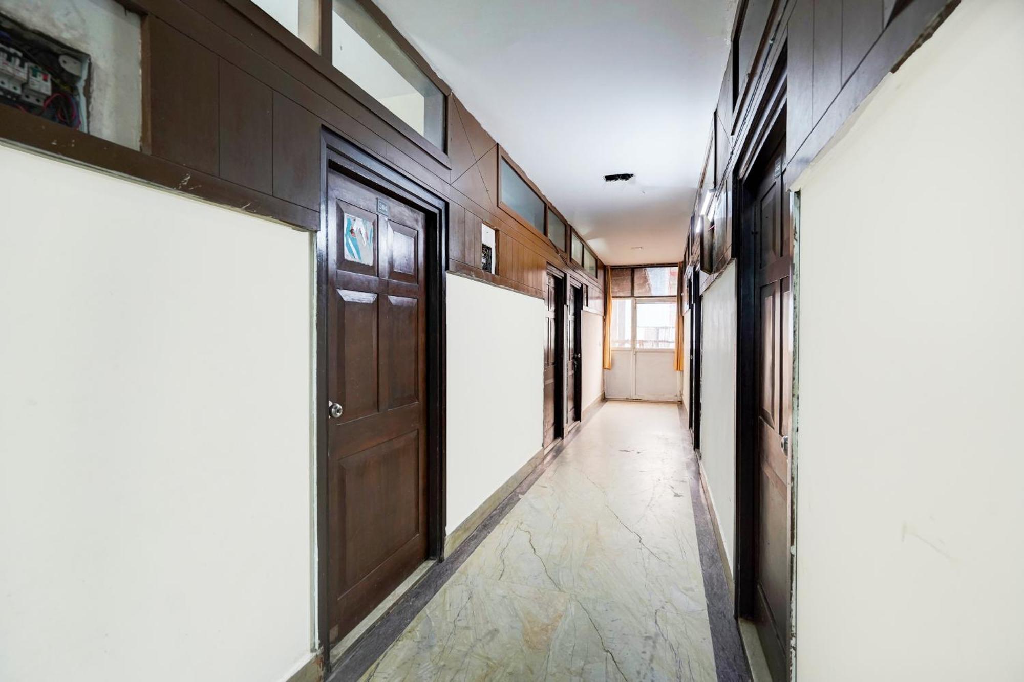 Hotel O Ashoka Inn Hotel Near Botanical Garden Noida Dış mekan fotoğraf