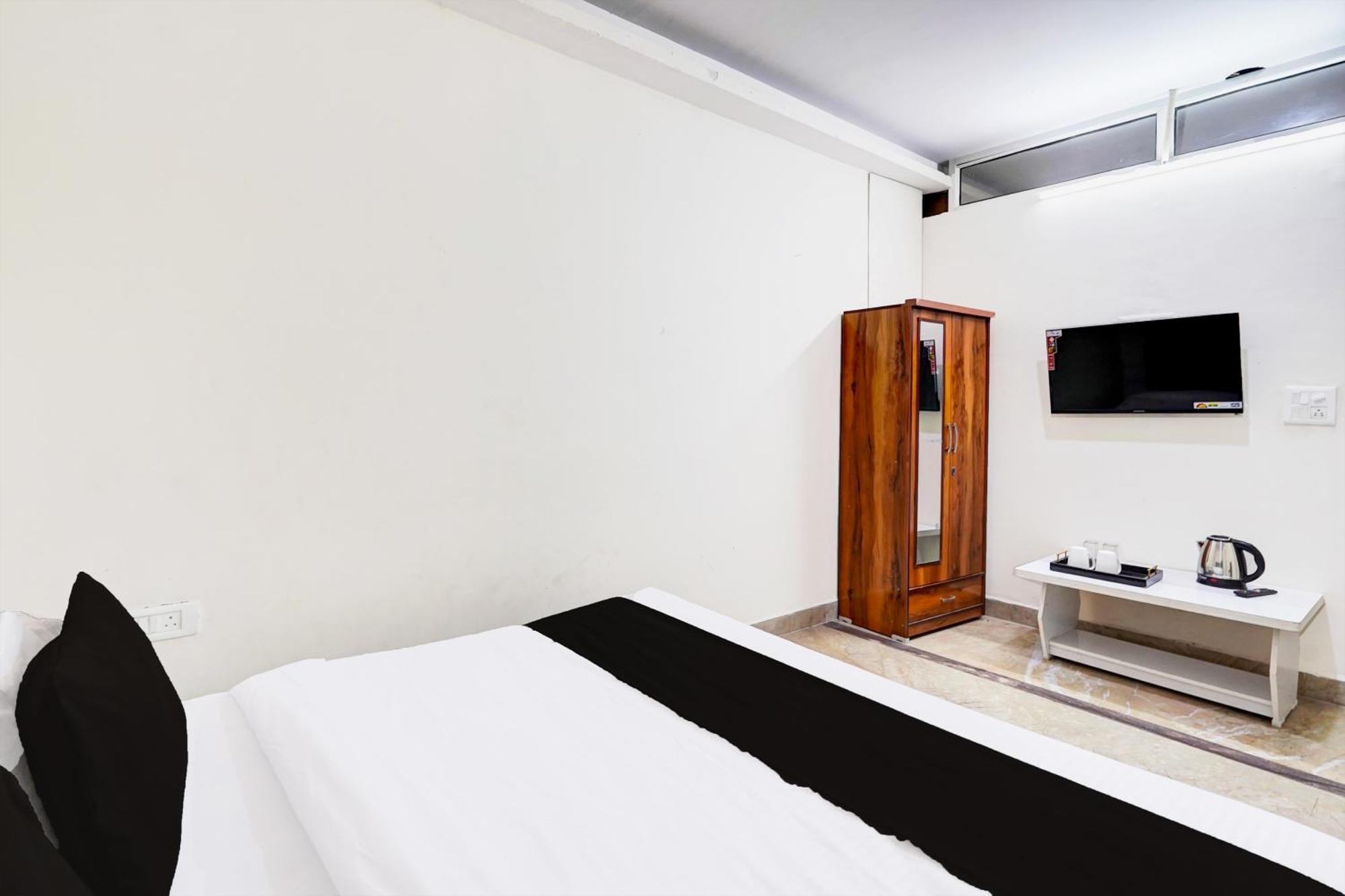 Hotel O Ashoka Inn Hotel Near Botanical Garden Noida Dış mekan fotoğraf